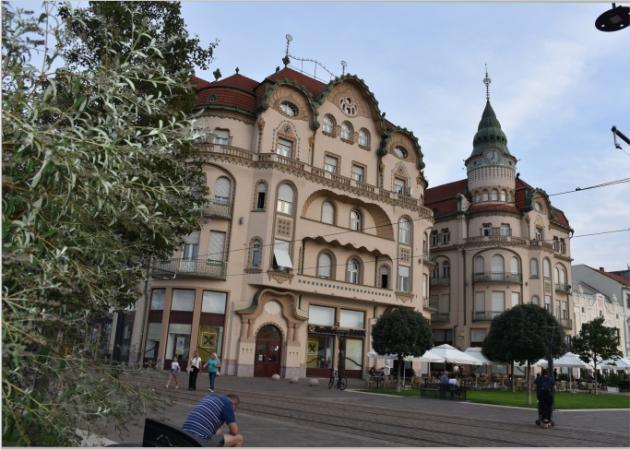 Fekete Sas Palota