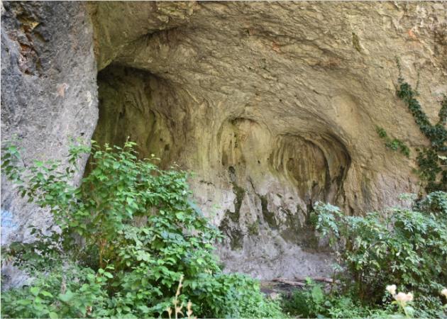 Kisebb barlangok