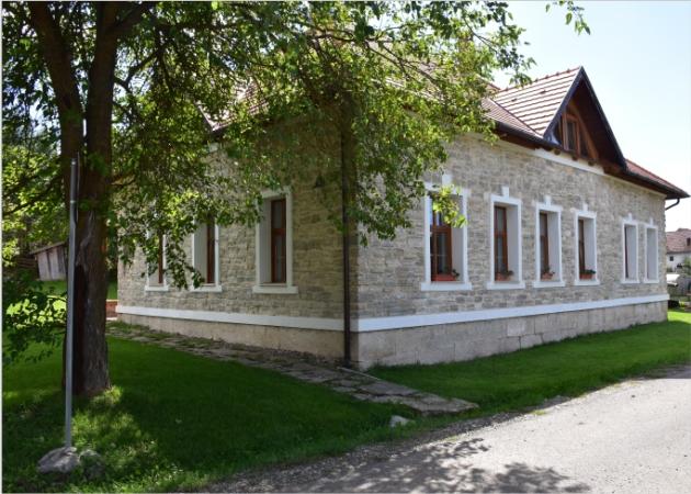 Közösségi ház